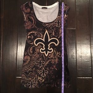 Fleur de lis top